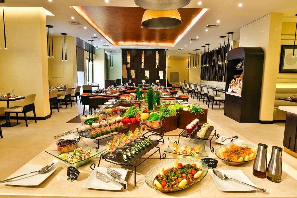 Four Points By Sheraton Production City, Dubai Restaurant photo
