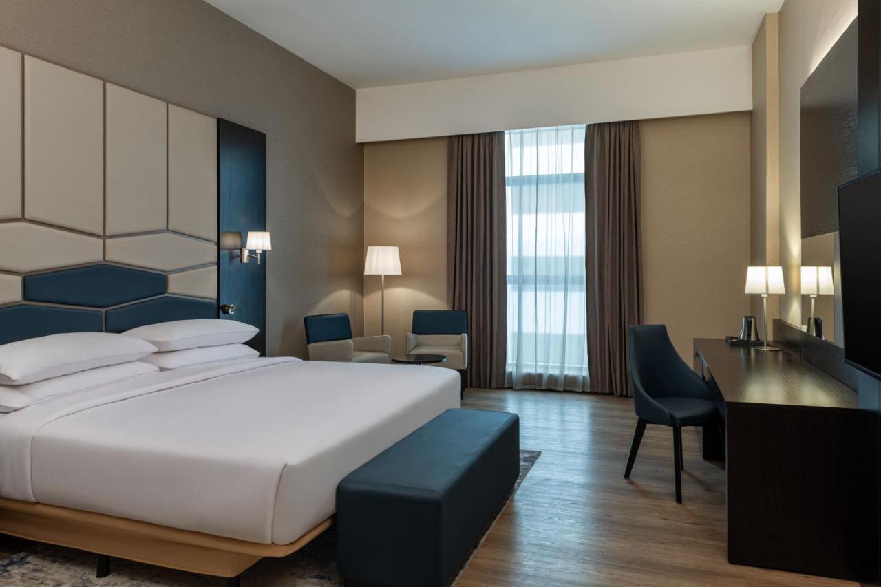 Four Points By Sheraton Production City, Dubai Exterior photo